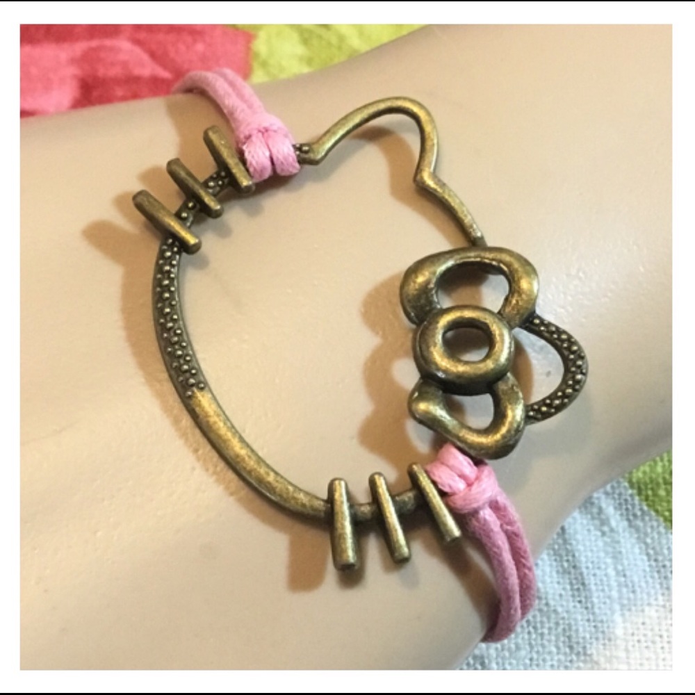 Large Gold “Hello Kitty” Pink Rope Bracelet
